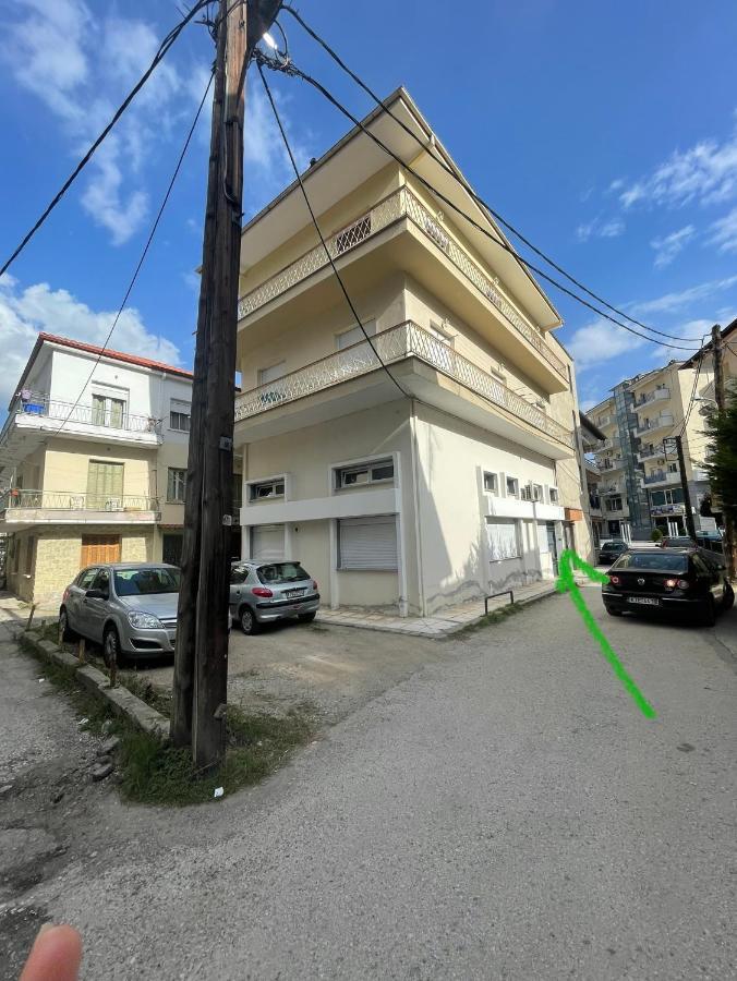 カストリアΠανέμορφο Design,Ηλιόλουστη Ισόγεια Μεζονέταアパートメント エクステリア 写真